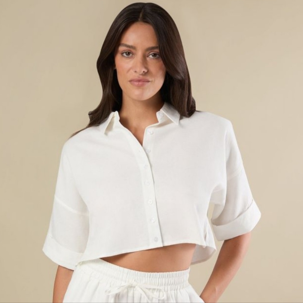 Rachel Parcel White Cropped Button Up